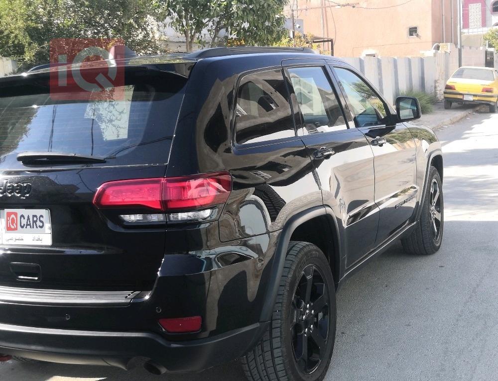 جيب جراند شيروكي